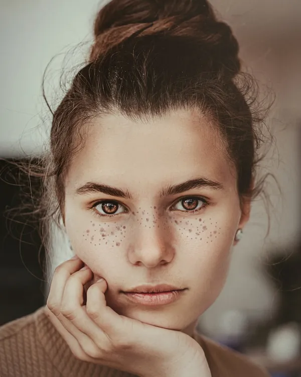Portrait of Eleanor Voss, Co-Founder & Creative Director